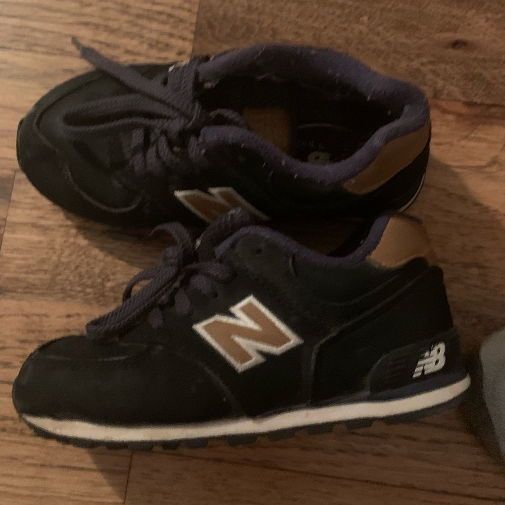 Toddler 574 New Balance shoes